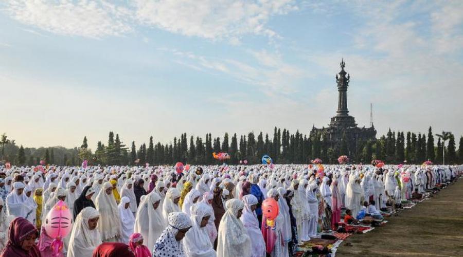 Начало месяца рамадан в году. Праздник разговения Ураза-байрам